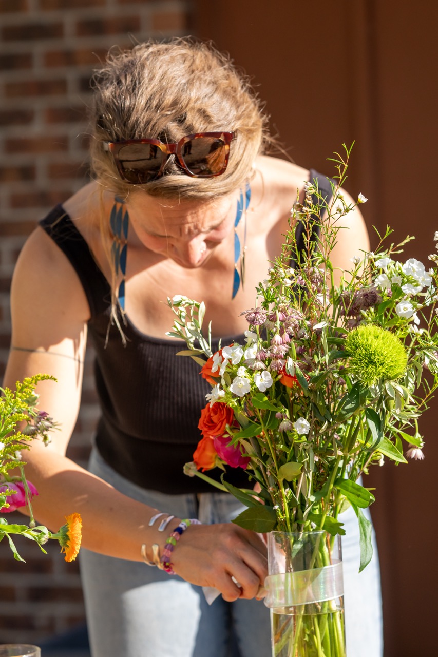 Ms. Bloom Bar floral experience